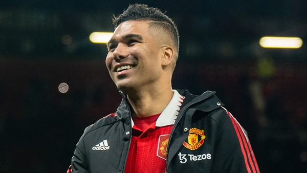 Casemiro là thương vụ thành công của MU. HLV Erik ten Hag giúp bản hợp đồng trị giá 60 triệu bảng thích nghi nhanh tại Premier League và trở thành trụ cột của CLB. Casemiro góp công vào chức vô địch League Cup và giành suất dự Champions League mùa tới cho MU.