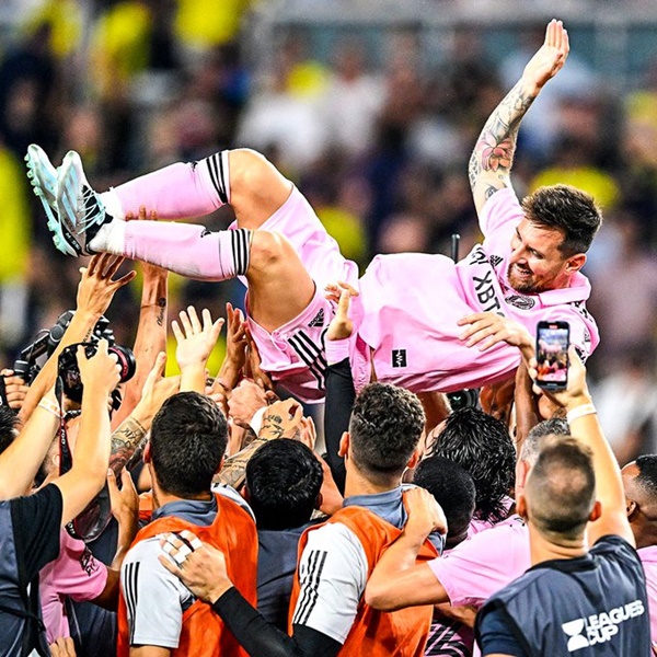 Messi giúp Inter Miami bay cao trên sân, tạo hiệu ứng không thể tin được.