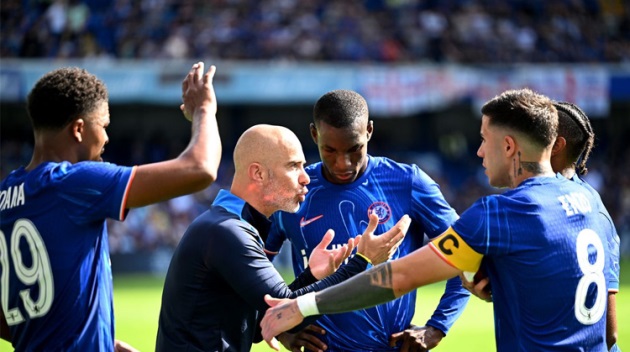 Đội hình trẻ của Chelsea liên tục nhận thẻ phạt,