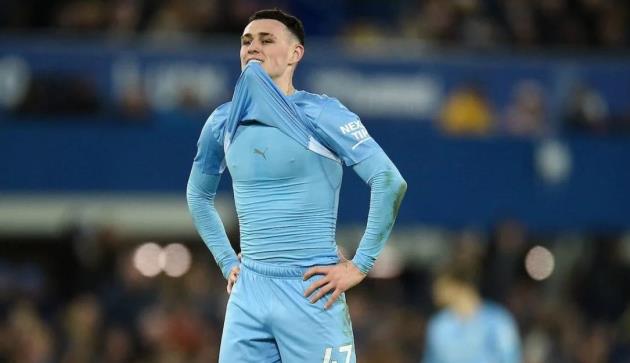 Ảnh bài viết Hình ảnh bất lực từ Foden cho thấy sự chạm đáy của Man City