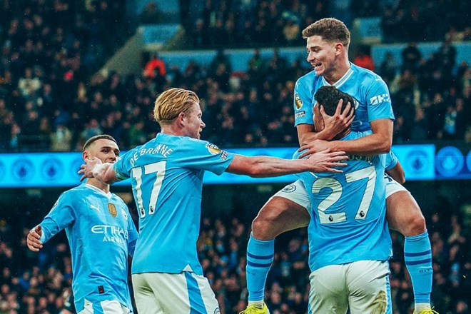 Ảnh bài viết Pat Nevin so sánh ứng cử viên vô địch EURO với Man City