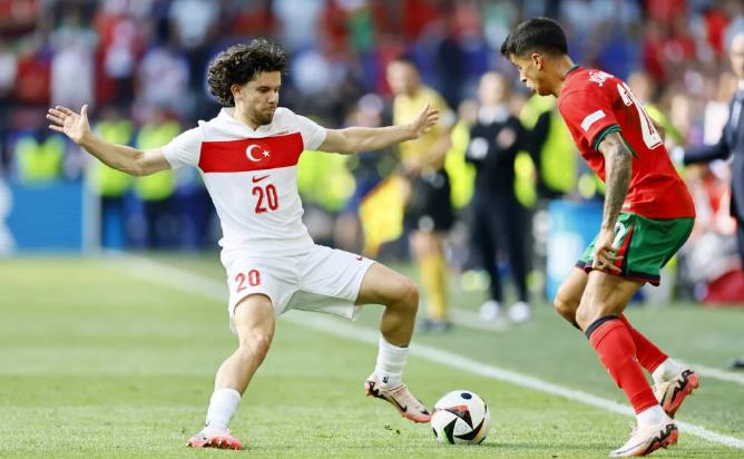Ảnh bài viết Arsenal, M.U cùng 'xem giò' ngôi sao EURO 2024