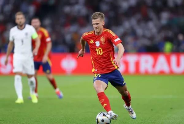 Ảnh bài viết Juan Mata đã nói cho M.U lý do nên chiêu mộ Dani Olmo 