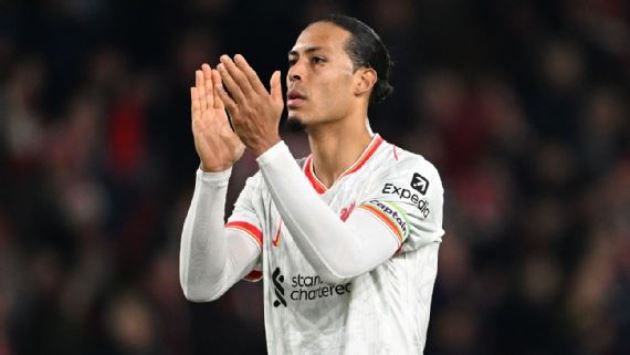 Van Dijk là thương vụ mùa đông xuất sắc của Liverpool.