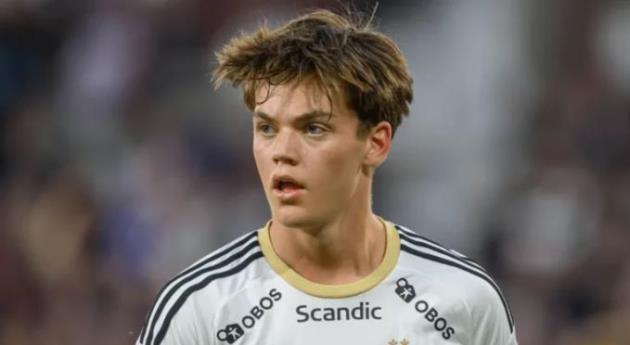 Ảnh bài viết Arsenal dẫn đầu trong cuộc đua giành 'Odegaard 2.0'