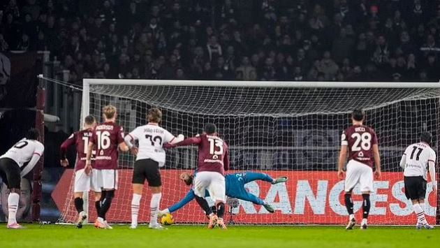 Ảnh bài viết AC Milan lại thua; Inter Milan chễm chệ ở ngôi đầu