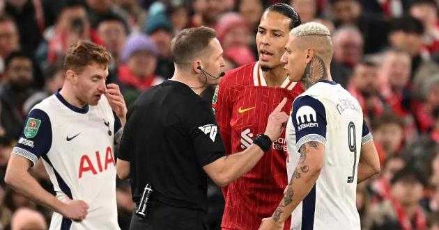 Ảnh bài viết Virgil van Dijk "trả đũa" hoàn hảo Richarlison