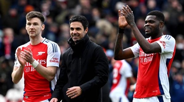 Ảnh bài viết Ray Parlour chỉ ra vũ khí lợi hại giúp Arsenal hạ Real