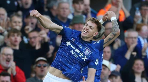 Ảnh bài viết Man Utd có "vũ khí bất ngờ" để hoàn tất thương vụ Liam Delap