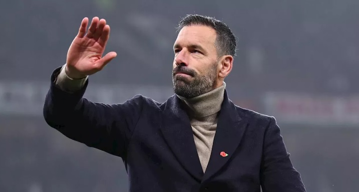 Ảnh bài viết Bến đỗ tiềm năng cho Van Nistelrooy sau khi rời Man Utd