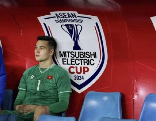 Ảnh bài viết Filip Nguyễn trầm tư trên ghế dự bị, người hâm mộ gửi lời nhắn