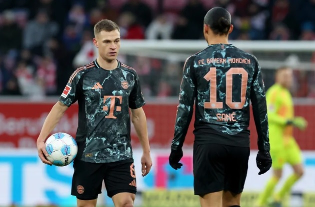 Tương lai của Kimmich đang rất được quan tâm.