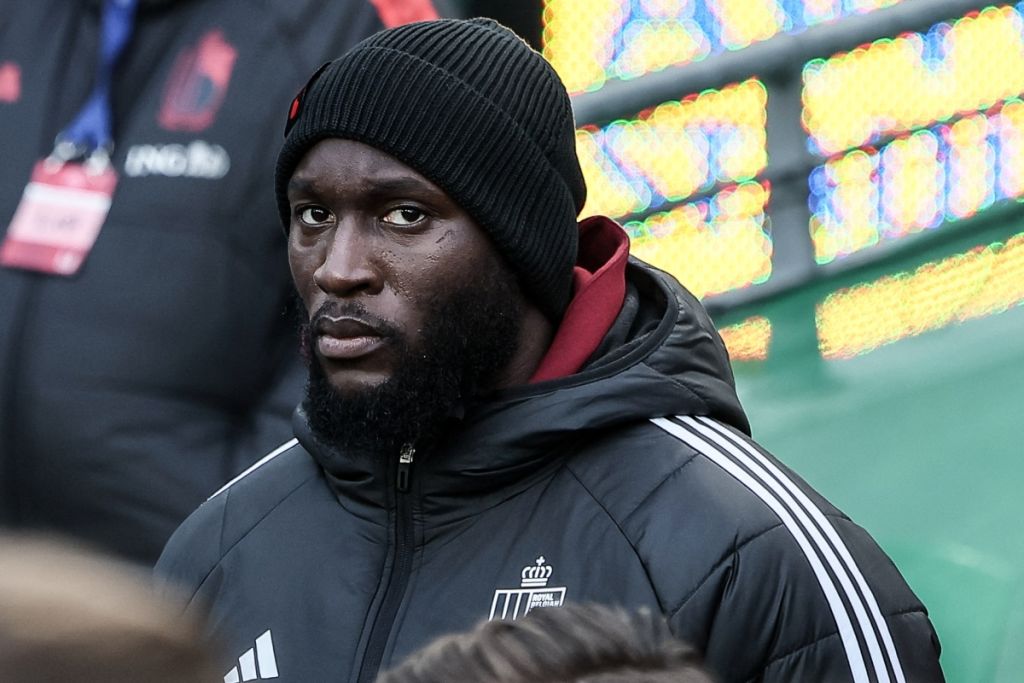 Ảnh bài viết Đi đêm giữa các CLB, Lukaku tắt điện thoại