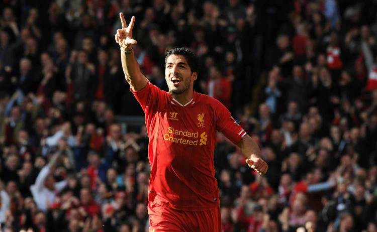 Ảnh bài viết "Tôi chưa bao giờ cảm thấy lo lắng khi đối đầu với Luis Suarez"