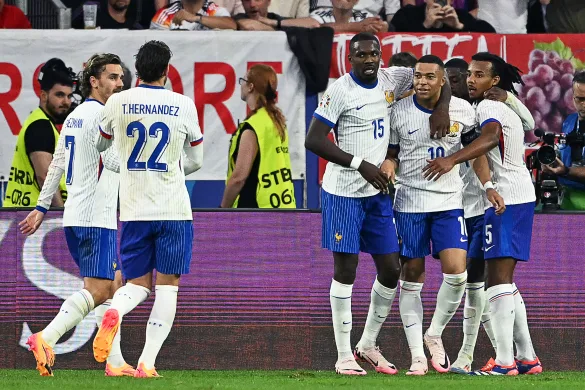 Ảnh bài viết 3 điều rút ra sau trận Pháp: Mbappe được trao 'chìa khóa'; Saliba chắc suất đá chính?
