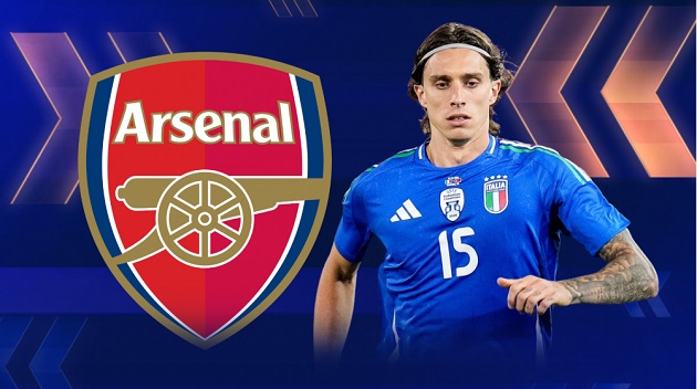 Ảnh bài viết Calafiori gần cập bến: 4 cầu thủ Ý từng chơi cho Arsenal thể hiện ra sao?