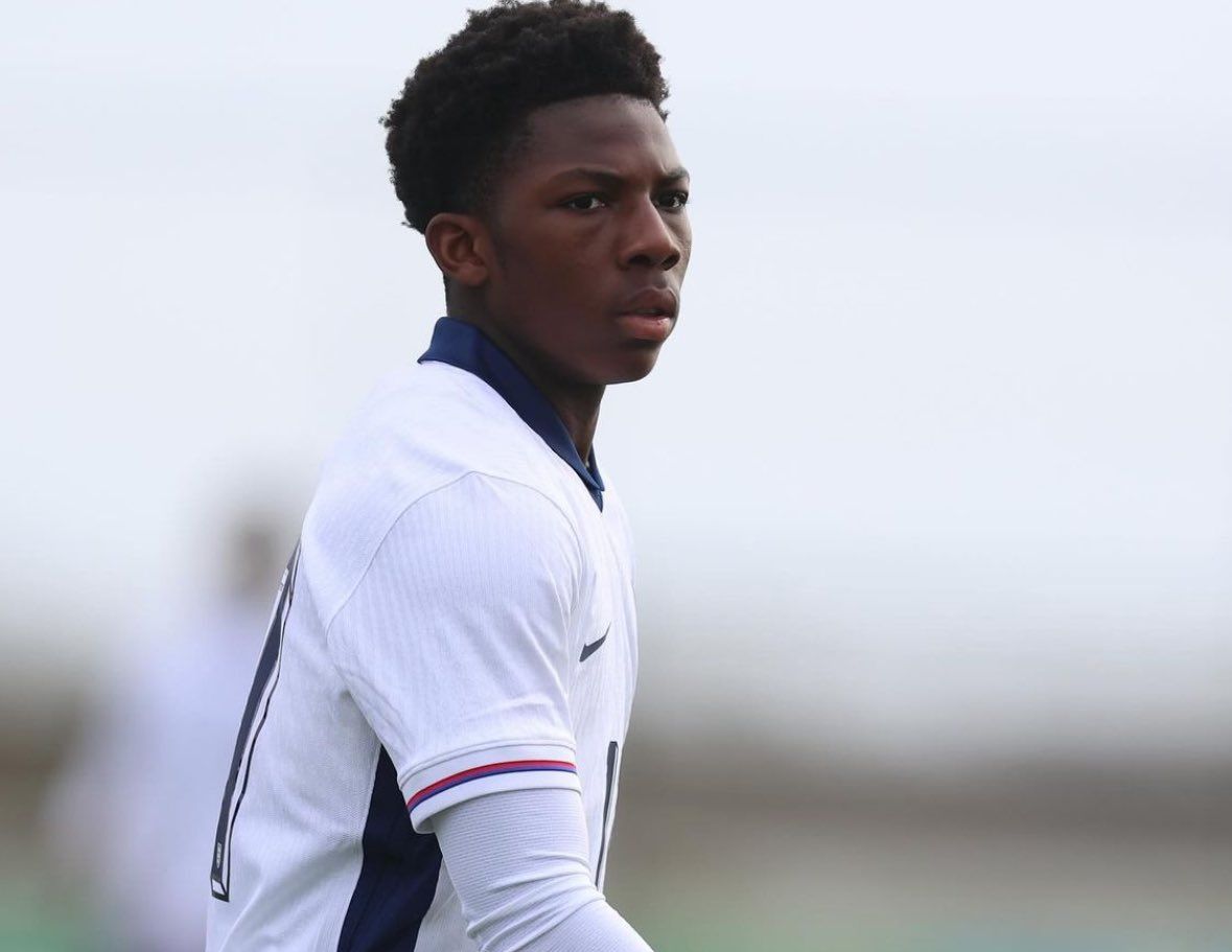 Ảnh bài viết Đánh bại Arsenal, Man City đón Ryan McAidoo từ Chelsea