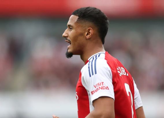 Ảnh bài viết "Tốc độ vươn lên đỉnh cao của cậu ấy đòi hỏi Arsenal phải gia hạn"