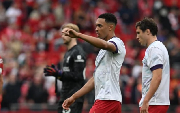 Ảnh bài viết Steve Nicol khó hiểu về lời cảm ơn của Alexander-Arnold cho Arne Slot