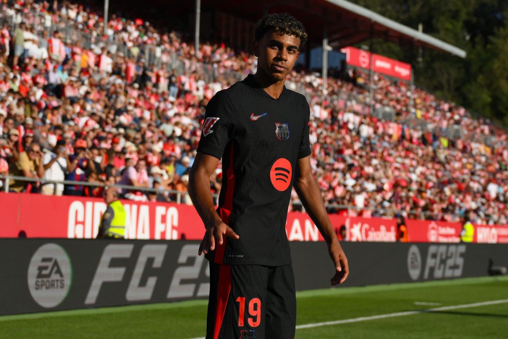 Ảnh bài viết Huyền thoại muốn 2 sao Barca chơi cho Real Madrid