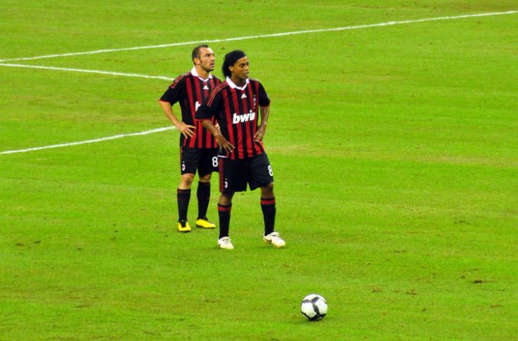 Ảnh bài viết 4 cầu thủ đá phạt thành bàn nhiều hơn Ronaldo và Messi
