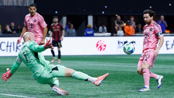 Ảnh bài viết Messi lập siêu phẩm solo, Miami vươn lên ngôi đầu MLS