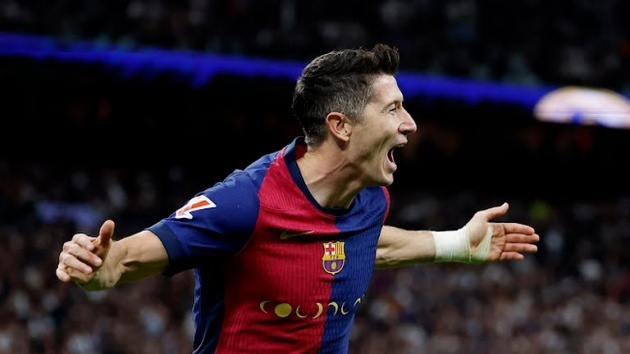 Ảnh bài viết Lewandowski lập cú đúp trong 2 phút, Barca hủy diệt Real 4-0