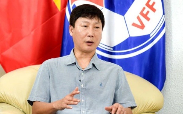 Ảnh bài viết HLV Kim Sang Sik triệu tập 30 cầu thủ cho ĐT Việt Nam chuẩn bị AFF Cup 2024