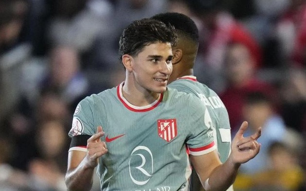 Ảnh bài viết Julian Alvarez vượt mặt Mbappe