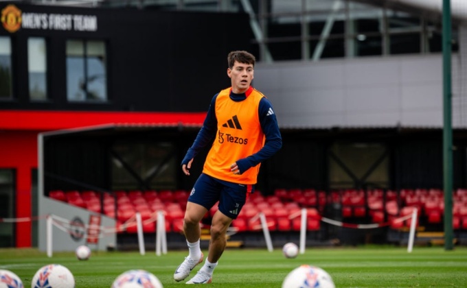 Ảnh bài viết Man Utd sai lầm với Facundo Pellistri