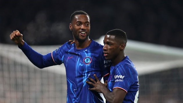 Ảnh bài viết Vì sao bàn thắng của Chelsea trước Wolves được công nhận dù trọng tài căng cờ việt vị?