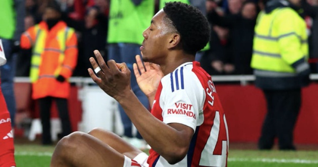 Ảnh bài viết Màn ăn mừng ngạo nghễ xoay chuyển vị thế giữa Arsenal và Man City