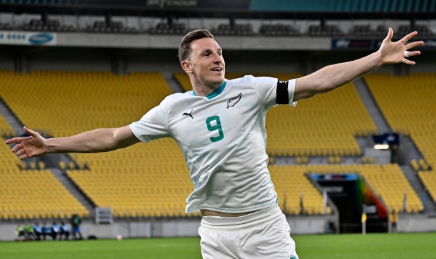 Ảnh bài viết Lập hat-trick, hiện tượng Chris Wood gây sốc với tình huống kỳ lạ nhất năm