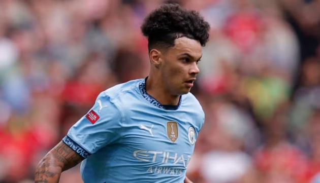 Ảnh bài viết Quái vật mới của Guardiola: Chuyền 90%; Xoay 'kiểu Maradona'