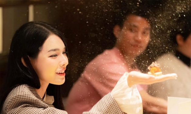 Ảnh bài viết 'Anh yêu em như yêu đất nước' - Văn Thanh và bạn gái ghi điểm với khoảnh khắc ấm lòng