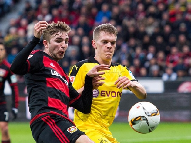 Dortmund bỏ lỡ cơ hội rút ngắn khoảng cách với Bayern Munich. Ảnh: Internet.