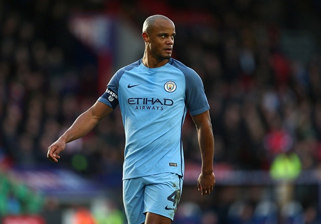 Đội trưởng Kompany cũng vừa mới bình phục chấn thương.