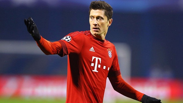 Lewandowski cần người chia lửa.