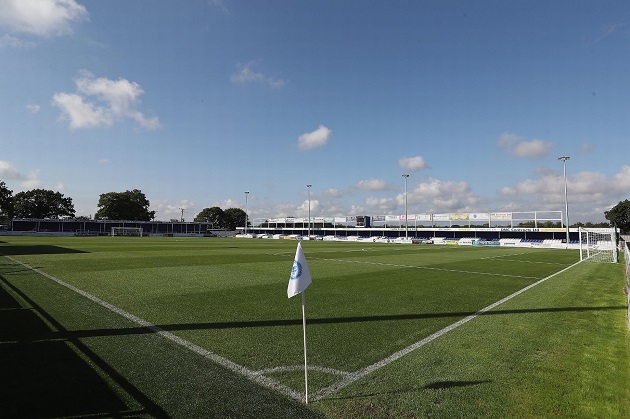 Đây là sân nhà AGP Arena của Billericay.