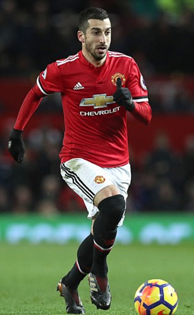 Để thương vụ này nhanh chóng dứt điểm, Mkhitaryan sẽ đến Arsenal như một phần của cuộc trao đổi. Mkhitaryan sẽ nhận mức lương 140 ngàn bảng/tuần ở Pháo thủ.