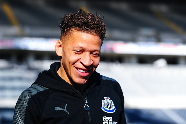 Tiền đạo Dwight Gayle là niềm hi vọng vàng của Newcastle trong đêm nay.