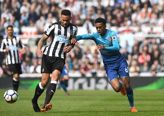 Arsenal có quá nhiều thử nghiệm trong đêm qua.