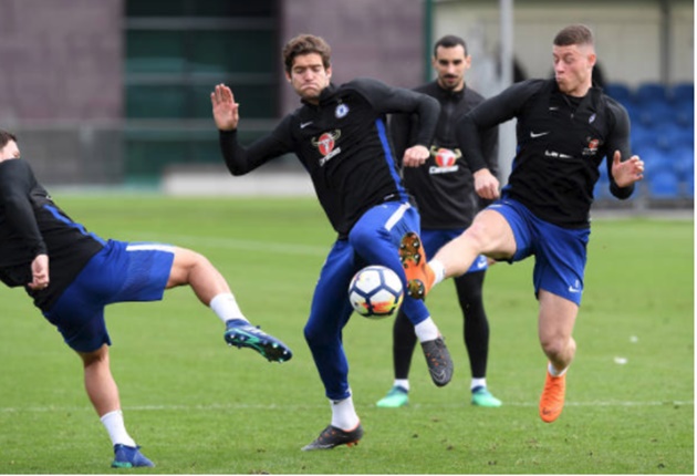 Hàng thủ đang là cơn ác mộng của Chelsea khi họ để thủng lưới liên tiếp 9 trận gần nhất.