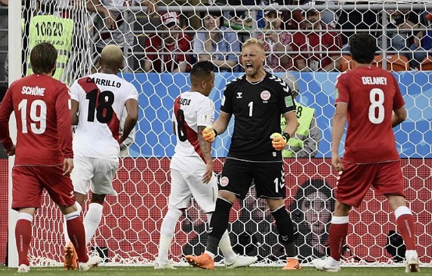 Ảnh bài viết Chấm điểm Đan Mạch: "Ngàn lời yêu" cho Kasper Schmeichel 