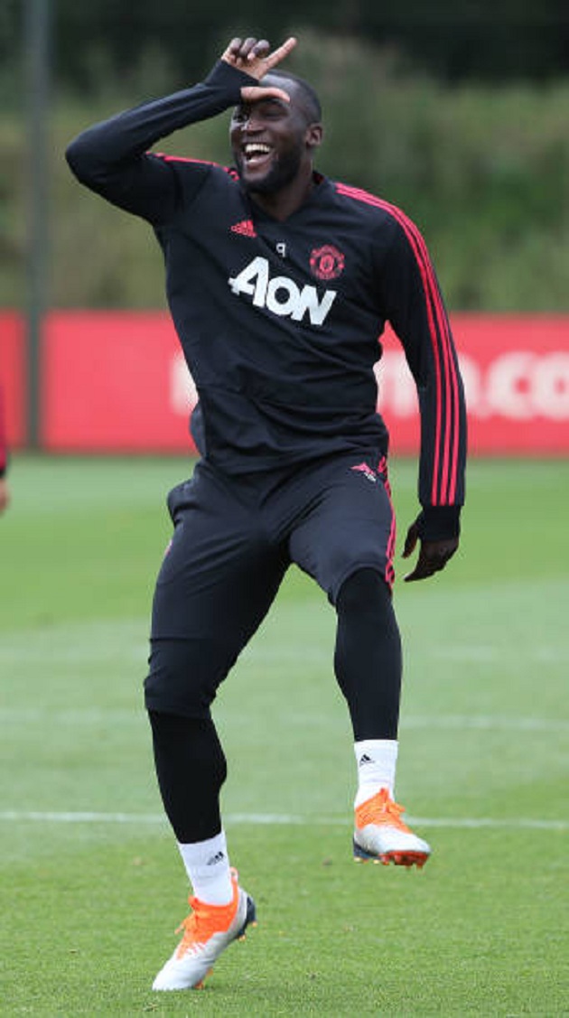 Lukaku hẳn đang nóng lòng có đượ bàn thắng đầu tiên tại Premier League.