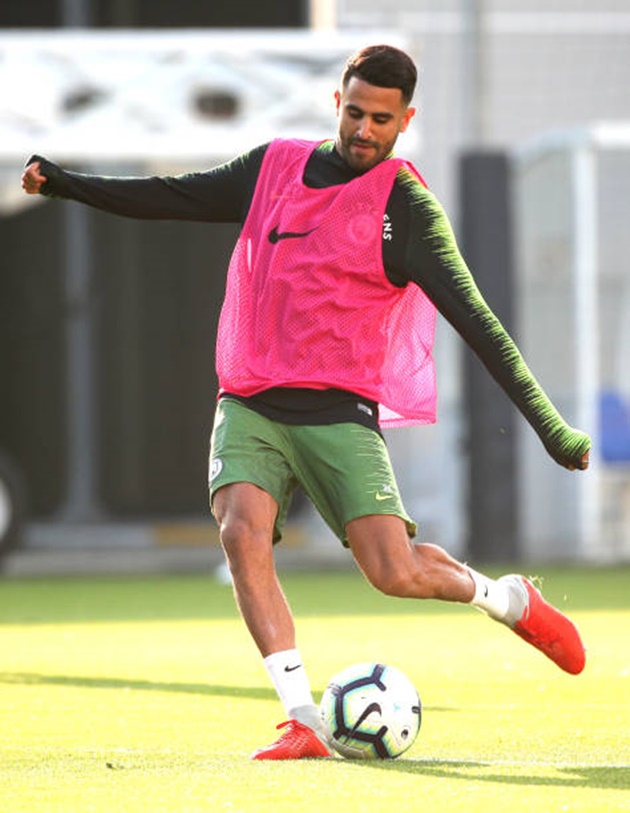 Mahrez đã chơi cực tốt trong giai đoạn De Bruyne gặp chấn thương.