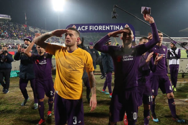 Thắng trận không tưởng 7-1 trước Roma, Fiorentina hiên ngang đặt chân vào vòng Bán kết.