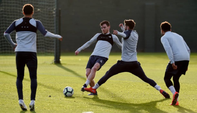 The Kop khá chú trọng và các bài tập áp sát. Ở trận lượt đi, có vẻ Liverpool đã chơi không hiệu quả trước Everton và chỉ thắng nhờ sai lầm của thủ môn Pickford ở đúng phút cuối.