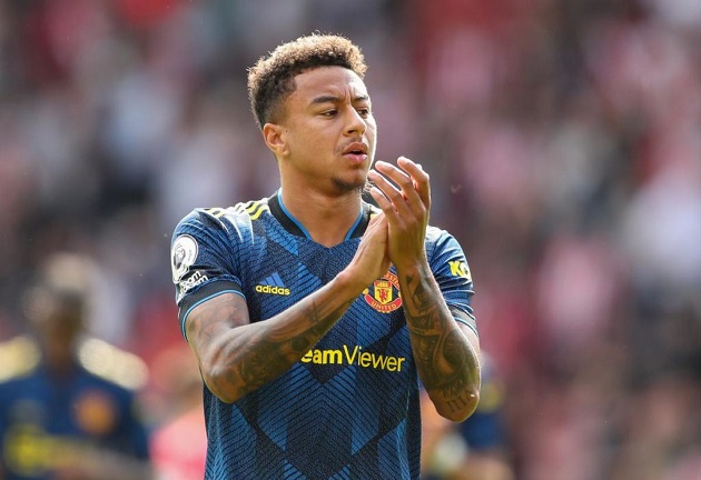 Tiền vệ tấn công: Jesse Lingard. Ngôi sao 29 tuổi cũng rơi vào tình cảnh tương tự như Van de Beek và đang được Newcastle liên hệ.
