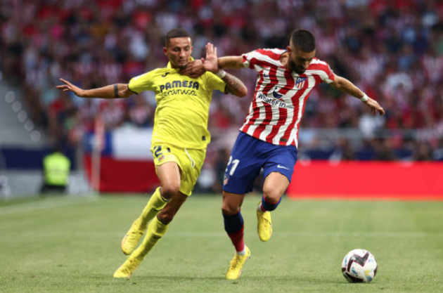 Với nền tảng kỹ thuật cá nhân thượng thừa cùng với khả năng đeo bám tốt, Pino đã khiến hành lang cánh trái của Atletico luôn bị đặt vào thế báo động.